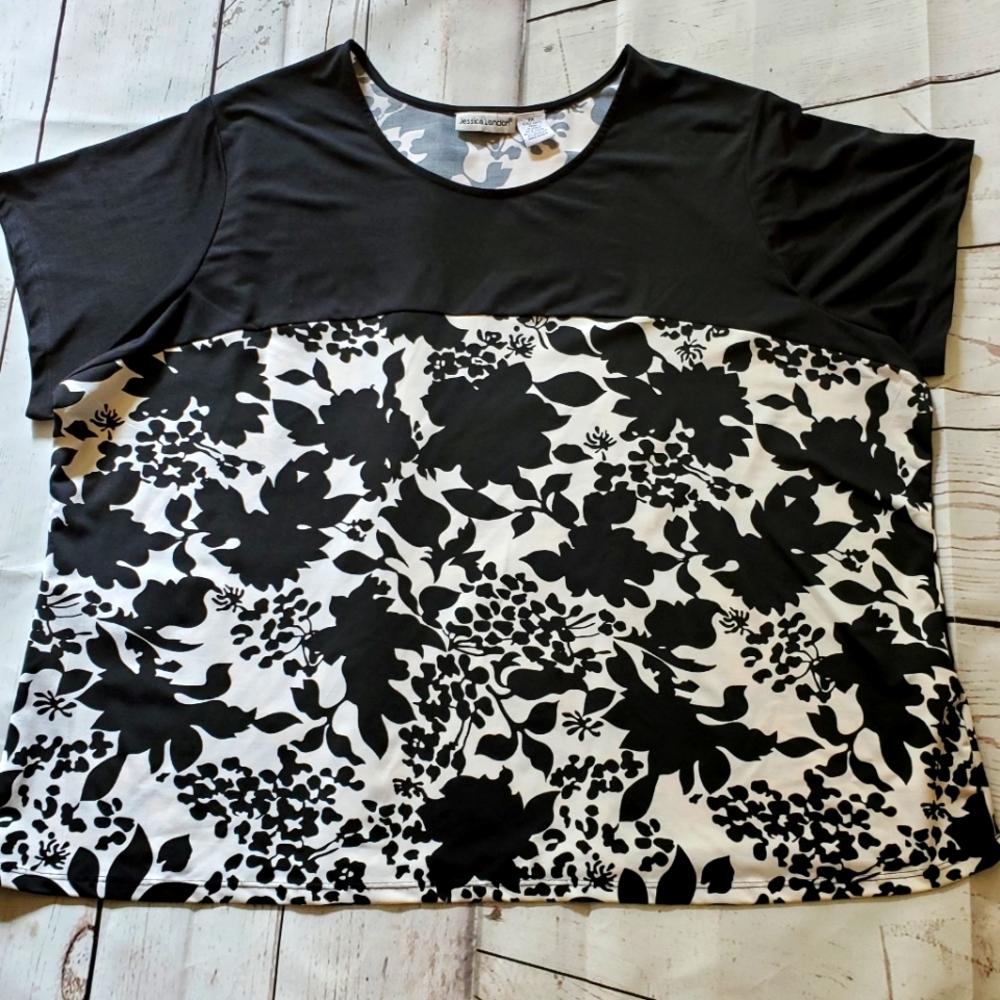 Jessica London black and white floral print top 2X